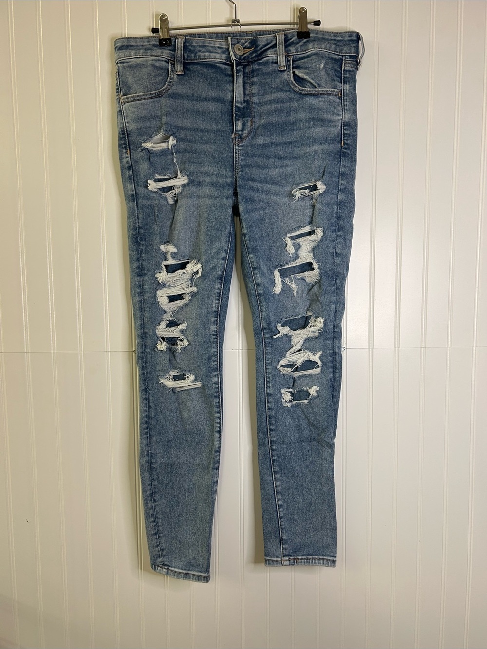 American Eagle Distressed Next Level Stretch Jeggings Size 14